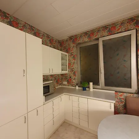 Gemuetliches Mit Franzoesischem Doppelbett An Der Universitaetsklinik Privat bolig *