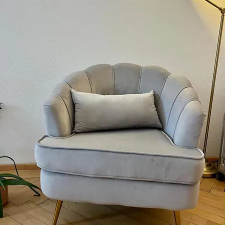 Gemuetliches Mit Franzoesischem Doppelbett An Der Universitaetsklinik Homestay