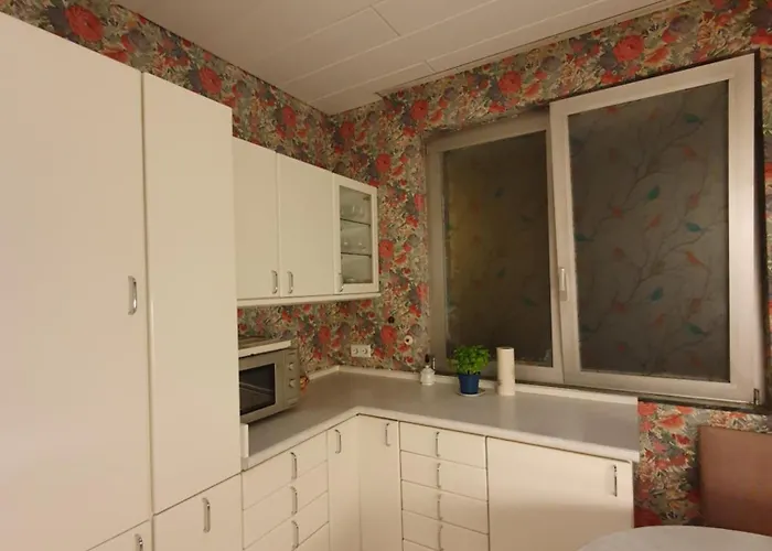 Gemuetliches Mit Franzoesischem Doppelbett An Der Universitaetsklinik Accommodatie bij particulieren *