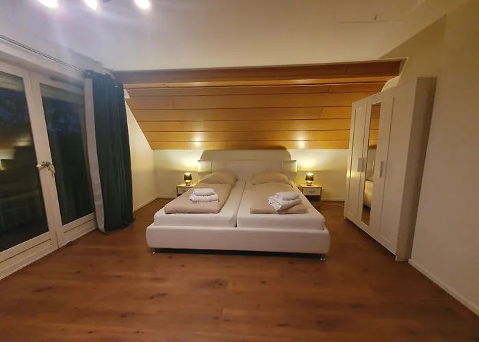 Gemuetliches Mit Franzoesischem Doppelbett An Der Universitaetsklinik Accommodatie bij particulieren