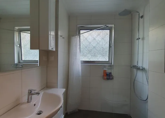 Gemuetliches Mit Franzoesischem Doppelbett An Der Universitaetsklinik Mainz