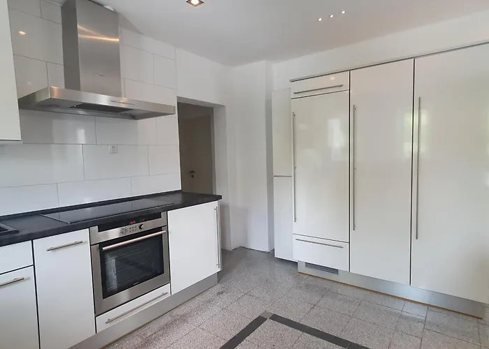 Gemuetliches Mit Franzoesischem Doppelbett An Der Universitaetsklinik * Mainz